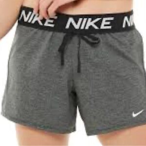 Nike Women’s Gray Dri-Fit Training‎ Shorts Size Medium